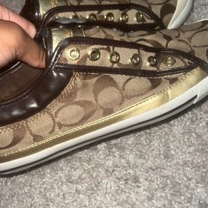 A little old and too big on me had them for awhile work a few times size 8